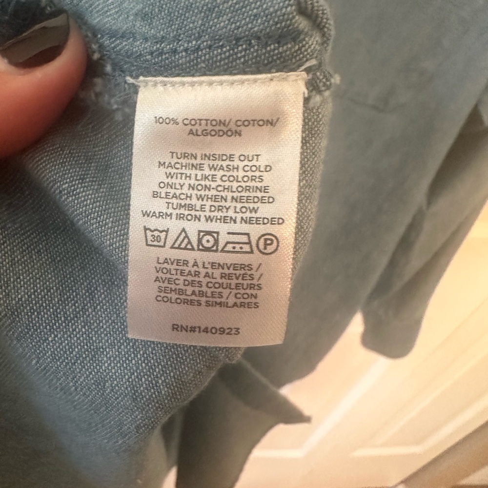 LOFT Chambray Oversized Pocket Shirt - Picture 4 of 5